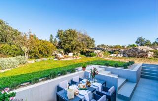 2 Bedroom Gorgeous Home In Gdinj - Gdinj - 2