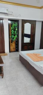 Rock View Palace Lighthouse Beach Resort - Trivandrum - 6