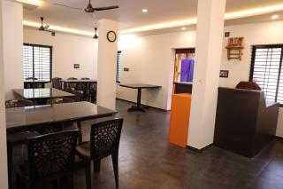 Soumya Residency- Boarding and Lodging - Yenūr - 4
