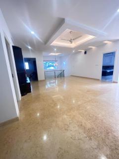 Luxury Villa in Heart of the city - Haidar Sāhibgūda - 9