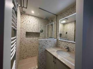 Family Designer House in The Heart of Montparnasse - Paris - 3