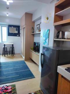 5th Floor Tower D Studio Typed Unit with AC, Netflix and Unlimited Wifi Access - Manila - 1