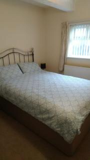 Railway Station View - Vegetarian and Vegan Self Catering Accommodation - Llandudno Junction - 6