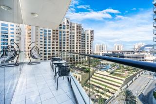 Palm Home next to Nakheel Mall with Private Beach - 4
