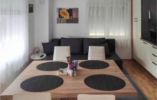 Beautiful Apartment In Gornji Karin - Gornji Karin - 9