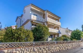 1 Bedroom Awesome Apartment In Palit - 4