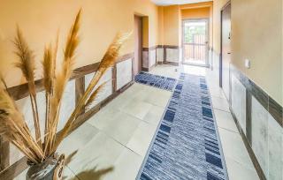 1 Bedroom Cozy Apartment In Saint-Chinian - 1