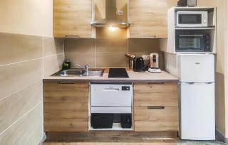 1 Bedroom Cozy Apartment In Saint-Chinian - 6