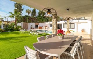 Amazing Villa With Heated Pool - 5