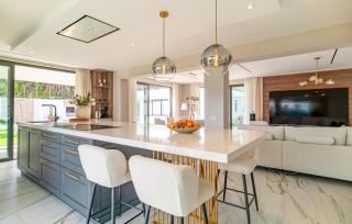 Amazing Villa With Heated Pool - Benalmádena - 9