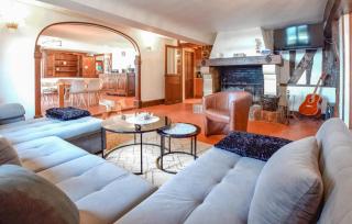 Lovely Home In Mézidon Vallée Dauge - - 7