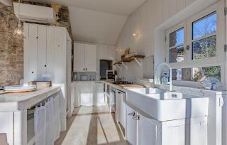 11 Bedroom Gorgeous Home In Le Rouet - Notre-Dame-de-Londres - 5