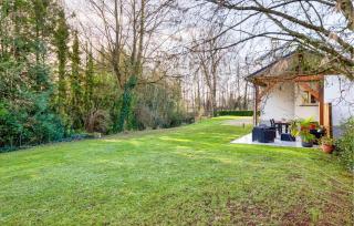 2 Bedroom Pet Friendly Home In Pîtres - Pitres - 1
