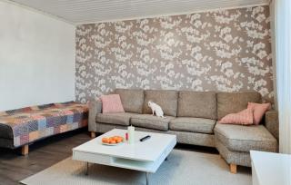 4 Bedroom Pet Friendly Home In Upplid - - 8