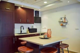 Luxury Escapes - Modern 3BR Apt Stylish, Spacious and Comfortable - 4