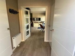Cosy family bungalow on quiet resort - Sint Maartensbrug - 3