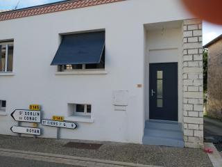 Julie - Saint-Bonnet-sur-Gironde - 9