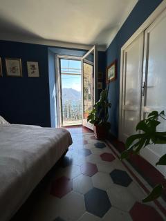 House within walking distance of the lake - 2