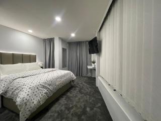 Ashish Service Apartment - S2 - 0