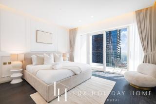 LUX Lavish Suite with Full Marina View 4 - 7