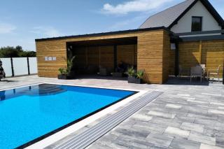 Family holiday homes, pool, close to the beach - Jarosławiec - 1