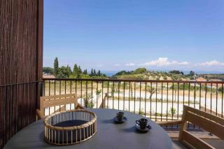 Pnoes Luxury Suites - Paliouri - 1