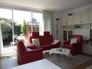 Family bungalow near the beach and sea - Sint Maartenszee - 9