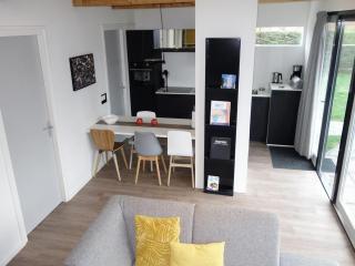 Holiday home with sun-terrace - Sint Maartenszee - 9