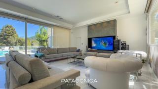 white house - Bariloche - 0
