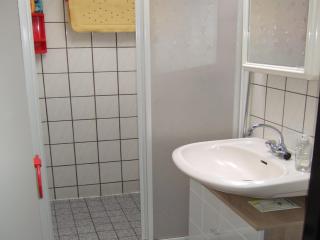 furnished bungalow for max 4 - Sint Maartenszee - 2