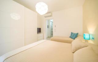 Queen's Bay - Porto Palo - 3