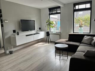 holiday home with dunes, beach and sea - Sint Maartensvlotbrug - 9