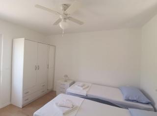 Perfect Getaway Near Korčula’s Scenic Sights and Beaches - Žrnovo - 2