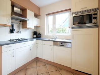 Cozy holiday home with garden - Sint Maartenszee - 8