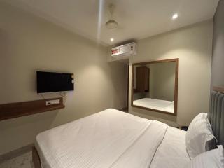 Hotel Sai Samrudhi Western Express Highway - 3