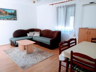 Apartmani Kenđel 2 - Pirovac - 6