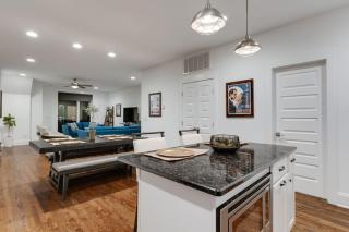 Elegant Townhouse Near Broadway - Nashville - 1