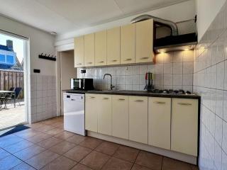 Holiday home in Petten - Petten - 8