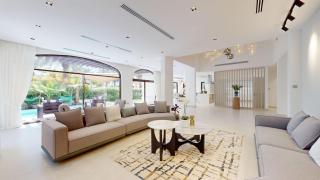 Luxury Paradise 7 Bedroom Plus Maids Villa - Dubai - 4