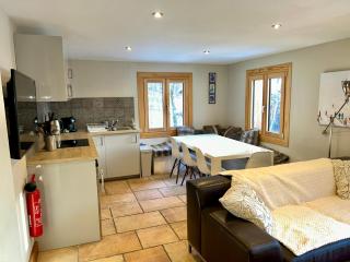 3 Bedrooms, Whole floor, New Kitchen, Town Centre - Chamonix - 0