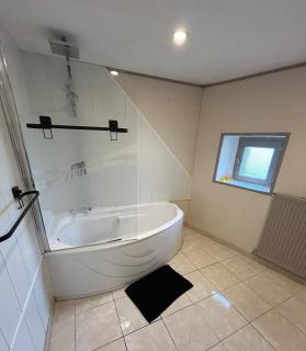 Maison avec jardin - 9