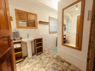 TropicalArts Resort&Studios - Bocas del Toro - 9