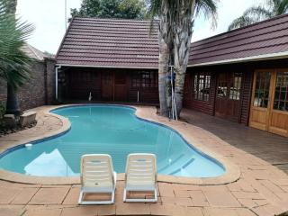 4 Seasons Country Club - Vosburg - 8