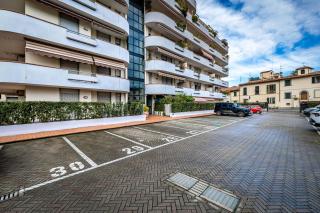 YD quiet apt Leopolda with parking - Florencia - 8