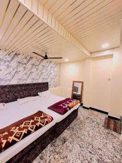 Hotel Hindam Palace - Ujjain - 7