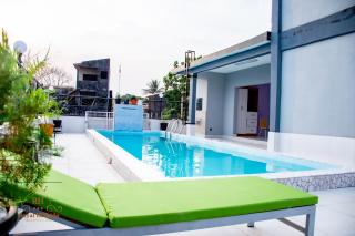 Royal Hillside Apartments and Hotels - 9