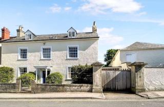The Retreat - Broad Blunsdon - 0