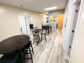 1 Bedroom, 1 Bath, Ranch Style - - 8