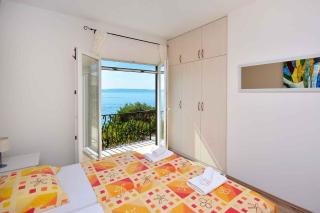 Holiday home in Okrug Gornji 6160 - Trogir - 8