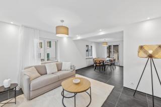 The R Apartment Rheinfall - central free parking - Neuhausen am Rheinfall - 0